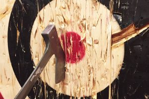 Helpful Tips for Improving Your Axe Throwing Skills